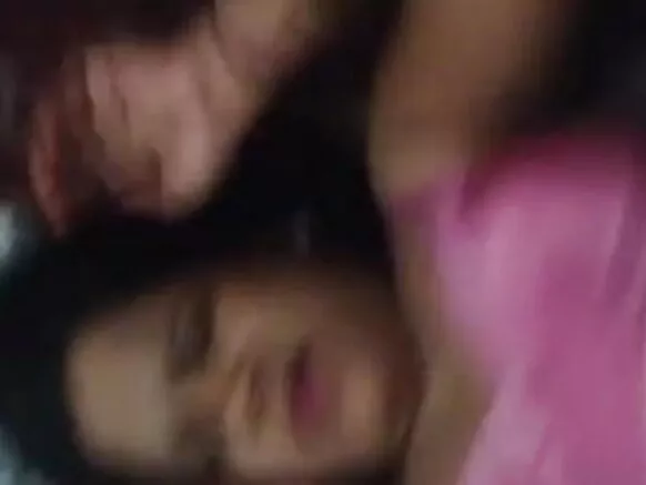 Babban ganima balagagge indiya aunty ta yi kaca-kaca da batsa mai gashin tsuliya.