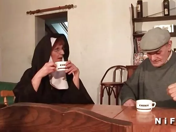 Bafaranshe Nun tsuliya da jakin da aka yiwa fyade mai tsanani a cikin uku.