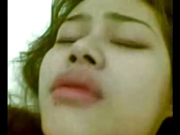 Indonesiya yarinya tsuliya Spanish first ria home video.